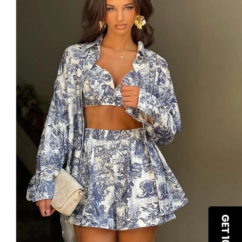 Commense Blue and White Printed Set